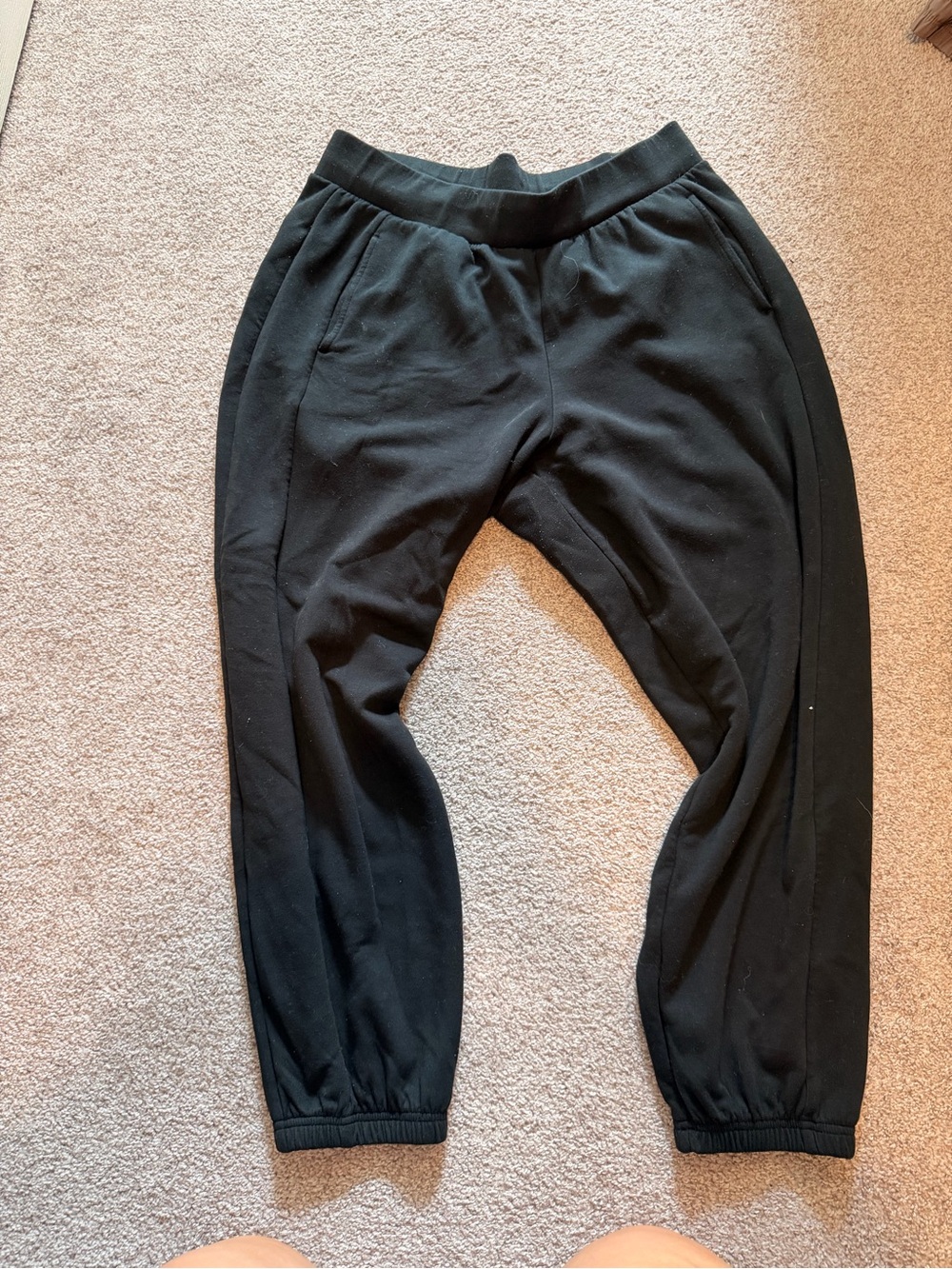 Lou & Grey Black Cozy Jogger Pants